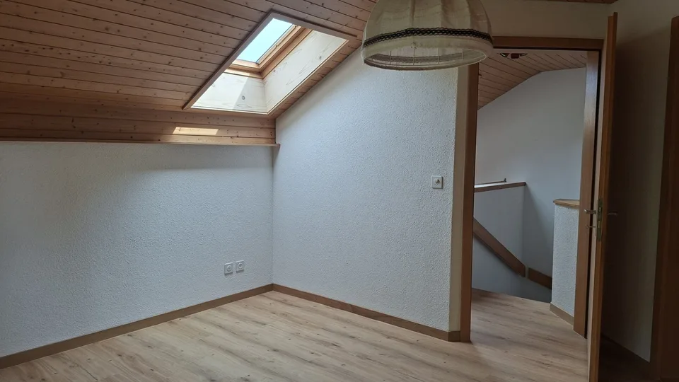 3-Zimmer Einlieger-Hausteil im ruhigen Gisidal (oberhalb Neu-Elgg)