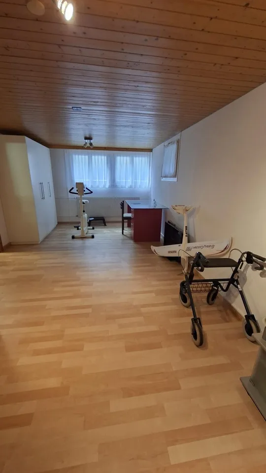 3-Zimmer Einlieger-Hausteil im ruhigen Gisidal (oberhalb Neu-Elgg)