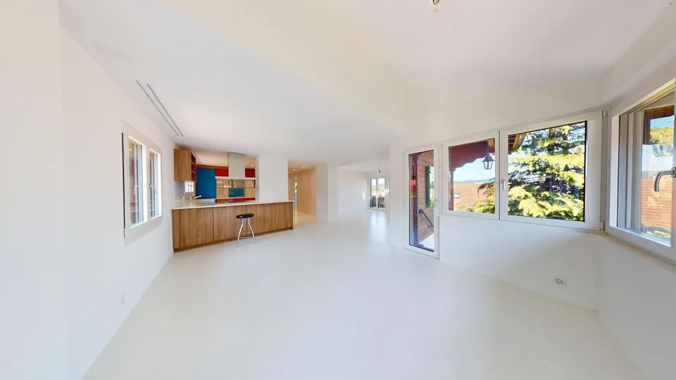 CHALET MIT CHARME, VIEL LAND UND GROSSEM POTENZIAL