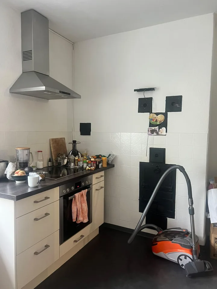 Wunderschöne, helle Altbauwohnung an zentraler Lage