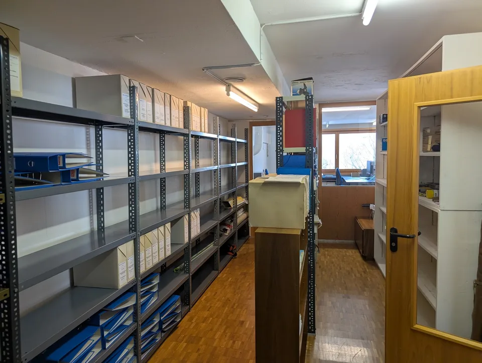 160 m² Bürofläche mit Parkplätzen – helles Grossraumbüro in Chur
