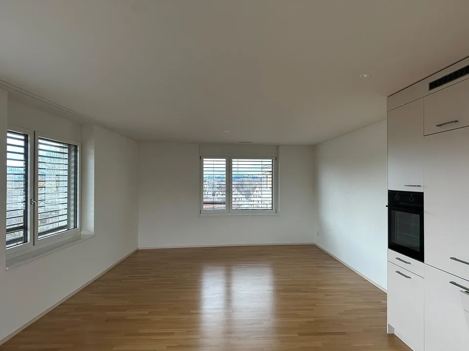 Moderne 2½-Zimmer-Wohnung im 6. OG