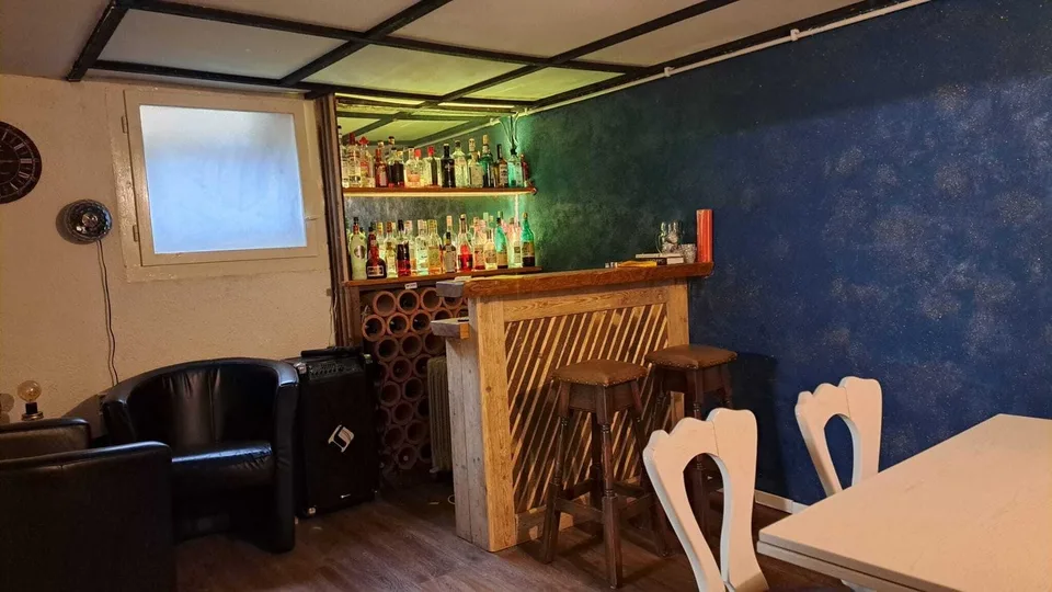 4 ZIMMER-HAUS IN WINTERTHUR - TÖSS, MÖBLIERT, TEMPORÄR