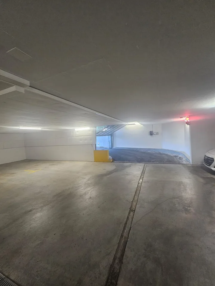 Parkplatz / Parkplätze zu Vermieten