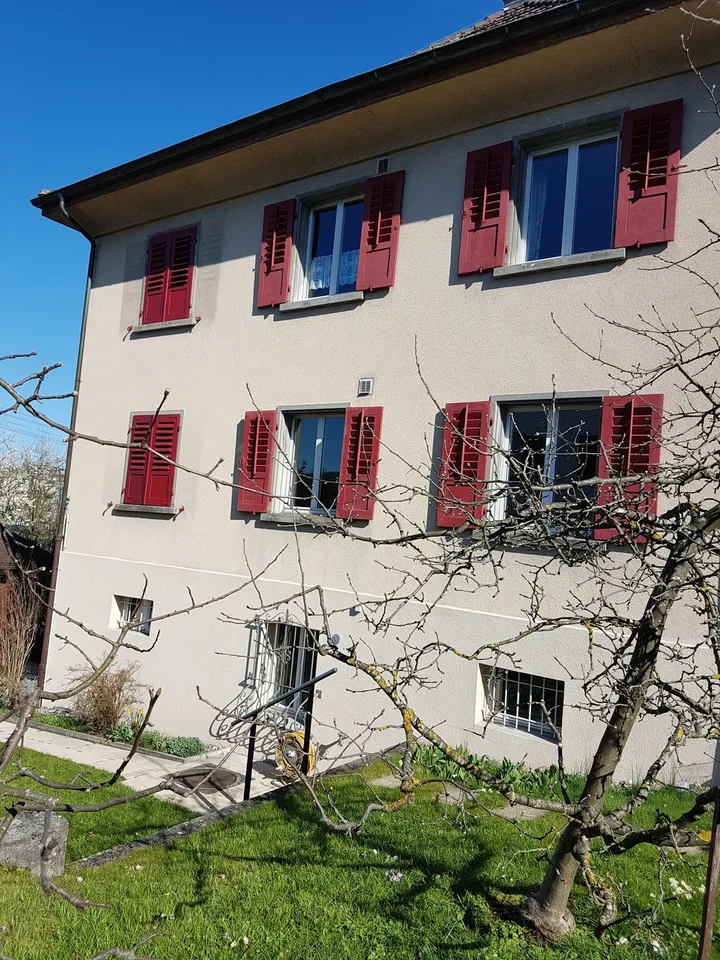 A furnished WG-room in Adliswil (Zurich land) is available from 1. October 2026