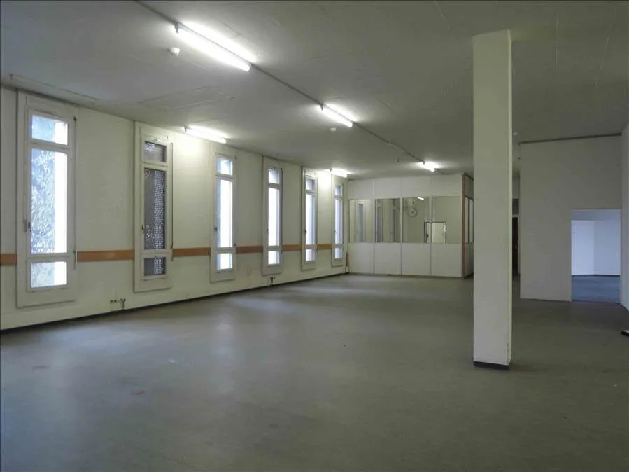 Attraktive Gewerbe- oder Bürofläche im schönen Rheintal
