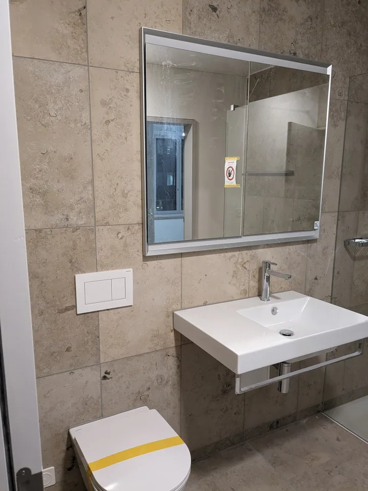 Modern 2.5 rooms apartment available near Binz station