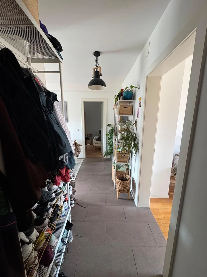 Helle 3.5-Zimmer-Wohnung mit zwei Balkonen – nahe Lochergut