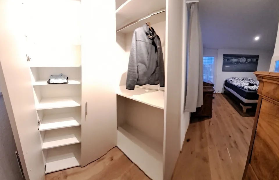 2 1/2- Zimmer Attikawohnung möbliert befristet