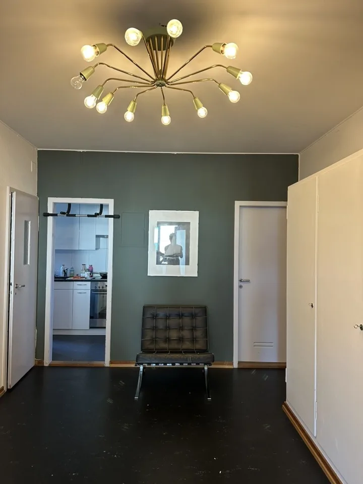 Sonnige, zentrale 4.5 Zimmer Wohnung - sunny, well located