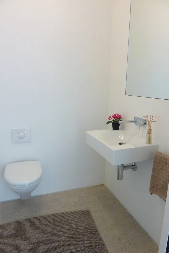 WG-Zimmer in grosszügiger Maisonettewohnung mit Balkon in Zürich-Albisrieden