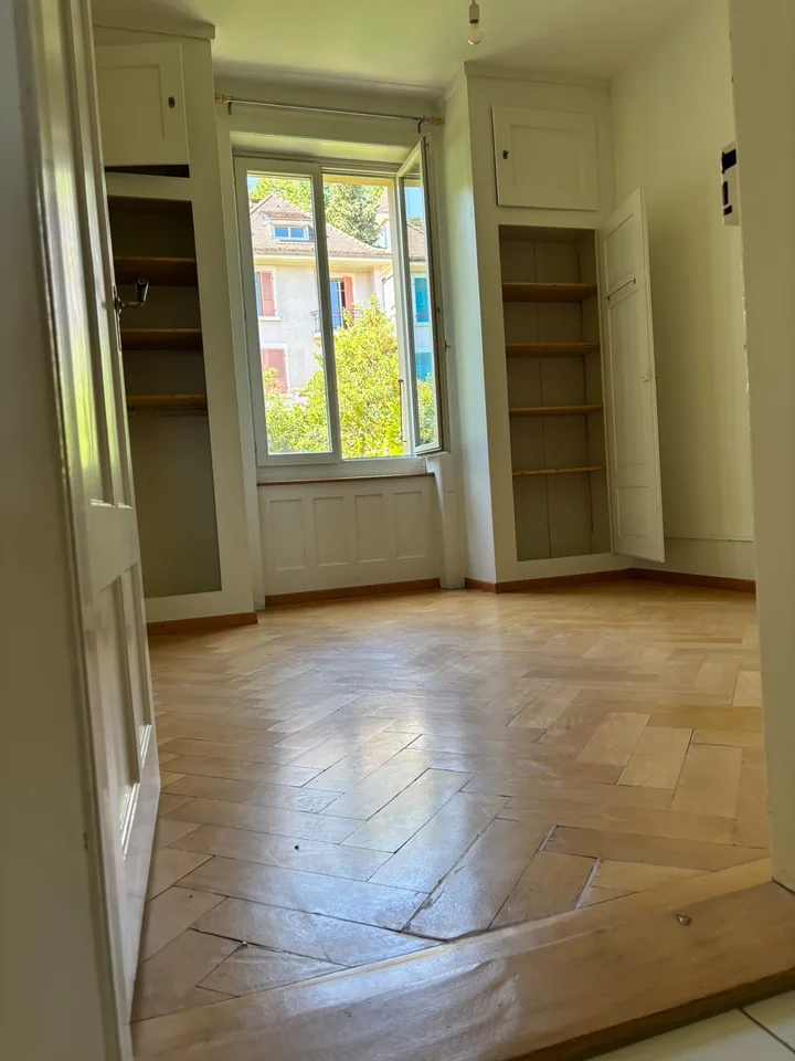 Schöne zentrale 3.5 Zi.-Whg. mit Pavillon zur Mitbenutzung im Garten