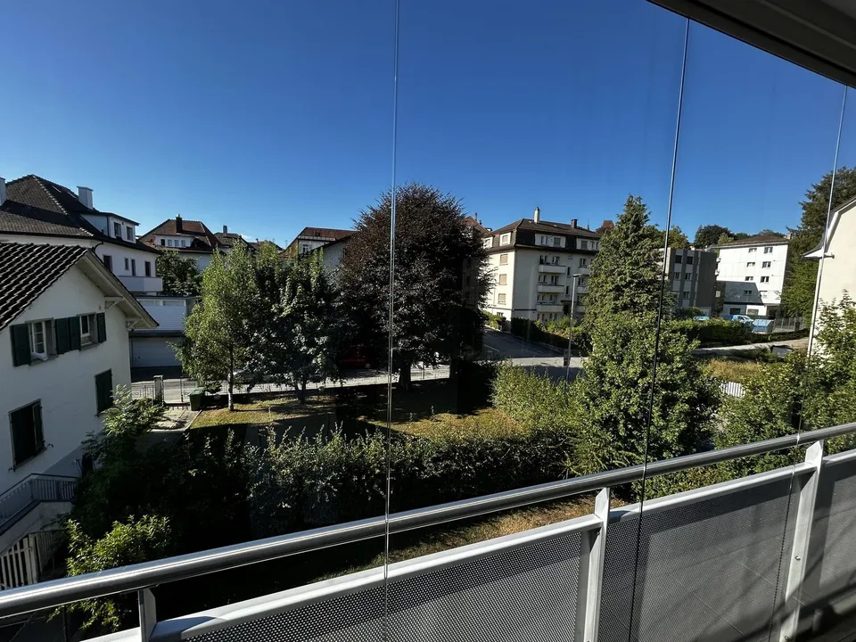 FRIBOURG – Exceptionnel 5.5 pièces de 158 m² avec terrasse vitrée de 42 m²