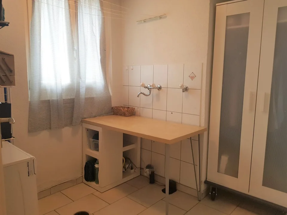 Studiowohnung in EG von Einfamilienhaus, eigene Waschmaschine + Geschirrspüler
