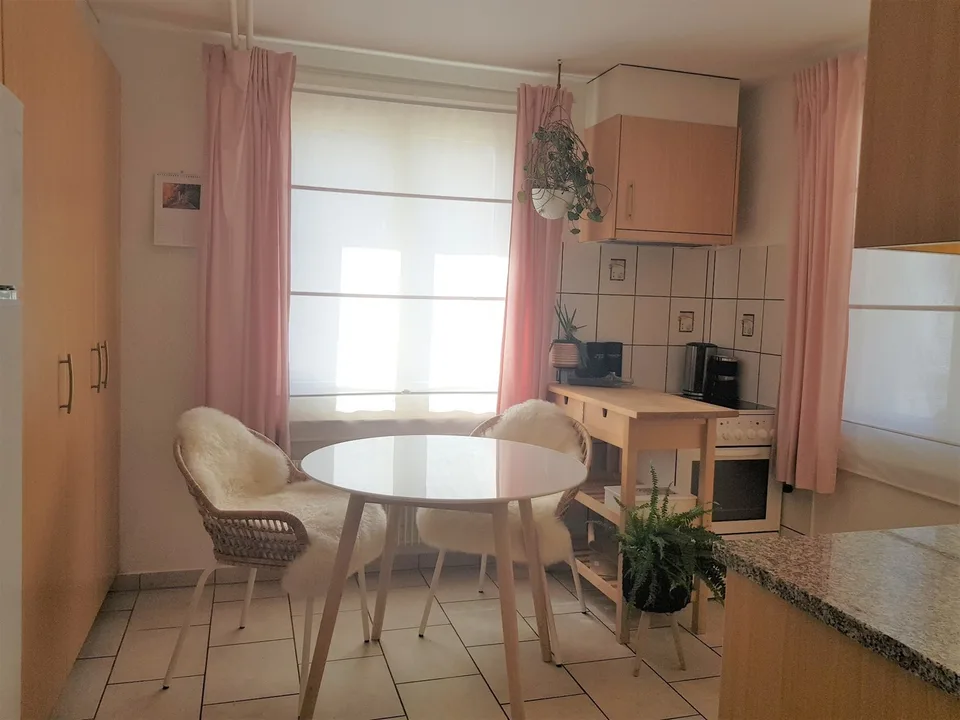 Studiowohnung in EG von Einfamilienhaus, eigene Waschmaschine + Geschirrspüler