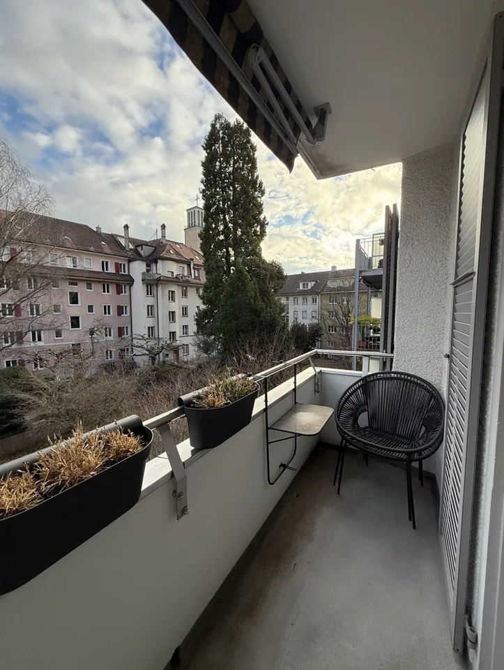 Wunderschöne Wohnung im beliebten Breitsch sucht Untermieterin / Untermieter