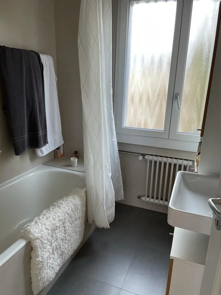 Charmant et lumineux appartement dans quartier calme