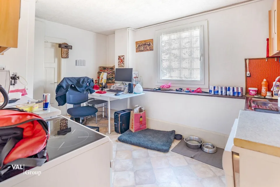 Appartement 3,5 pces dans les combles, à rénover
