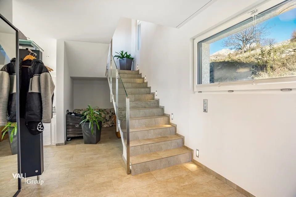 Exklusives, möbiliertes Haus mit Alpenpanorama zur Ganzjahresmiete – Foto 6 von 18
