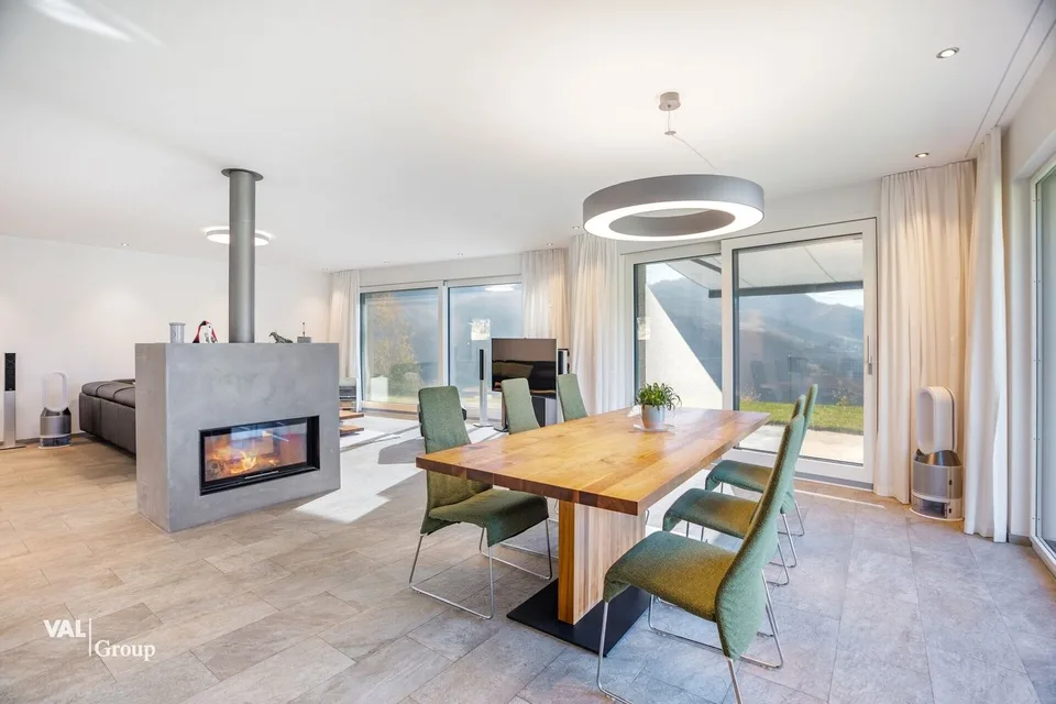Exklusives, möbiliertes Haus mit Alpenpanorama zur Ganzjahresmiete – Foto 3 von 18