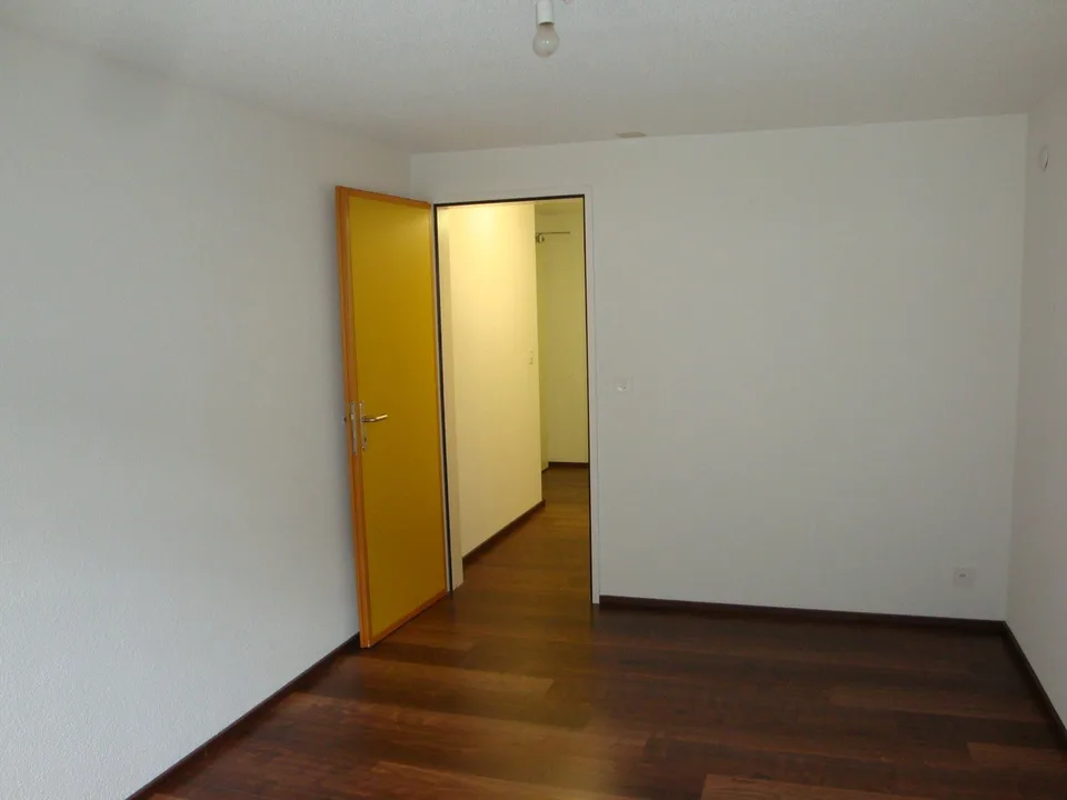 Gelegenheit: Praxis/Büroraum 22 m2 mitten im Zentrum