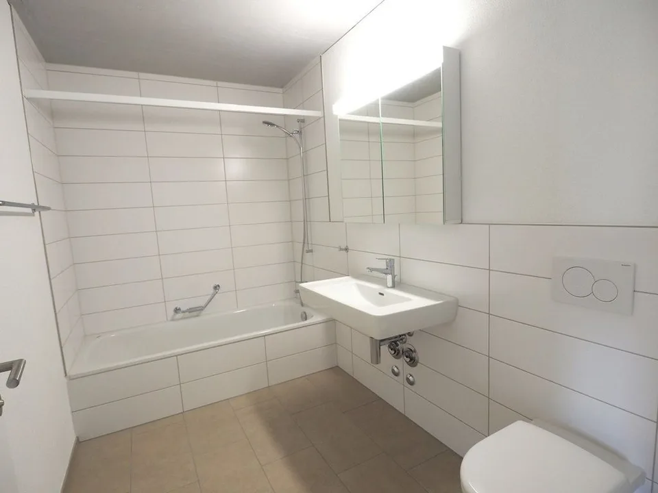 gemütliche 2.5 Zimmer-Wohnung mit grossem Schlafzimmer