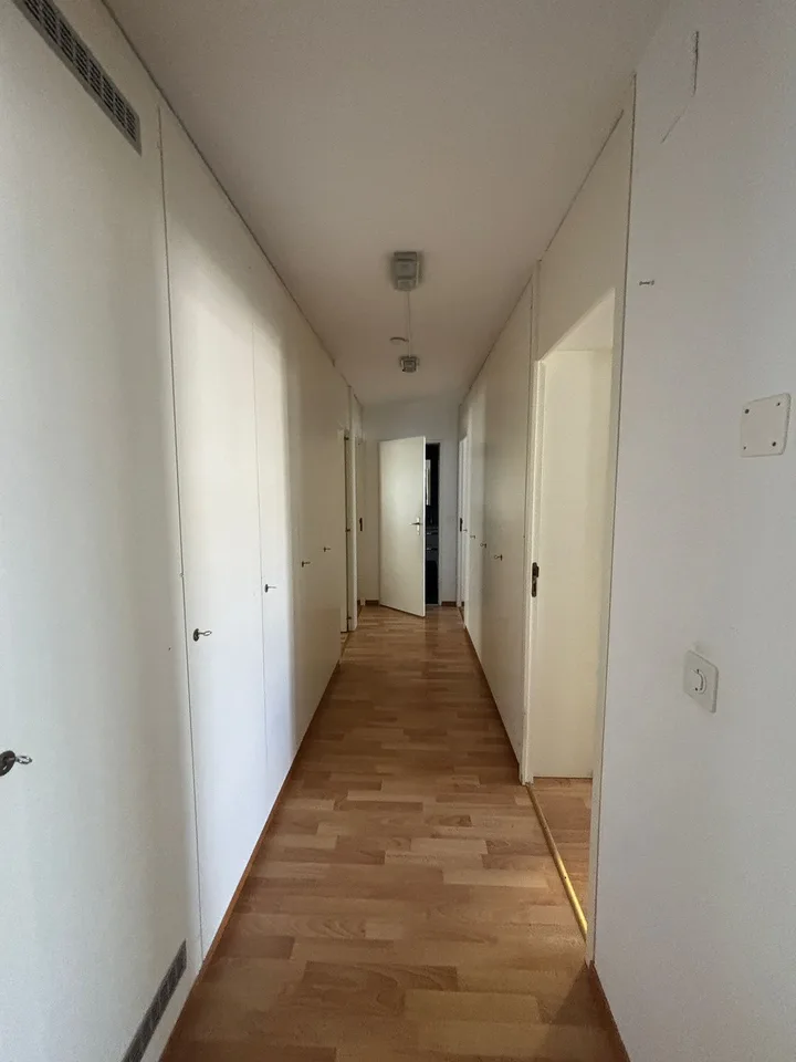 Appartement spacieux de 4,5 pièces avec garage à Bienne – Chante-Merle 58