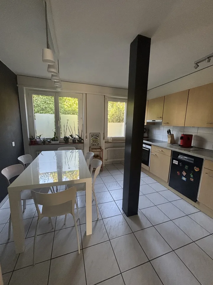 Appartement spacieux de 4,5 pièces avec garage à Bienne – Chante-Merle 58