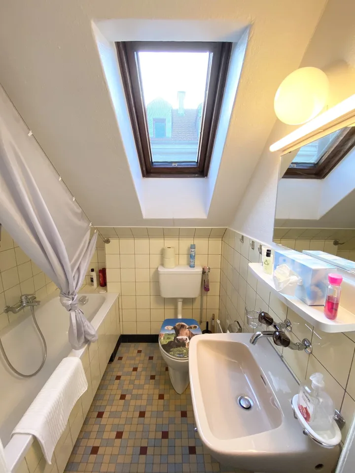 3 Bedroom Apartment - Center - for students or project staff**