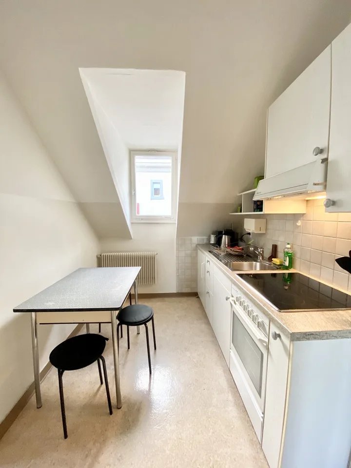 3 Bedroom Apartment - Center - for students or project staff**