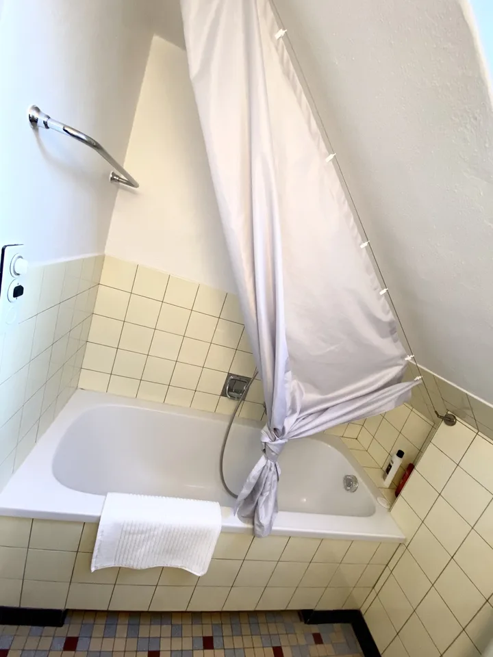 3 Bedroom Apartment - Center - for students or project staff**