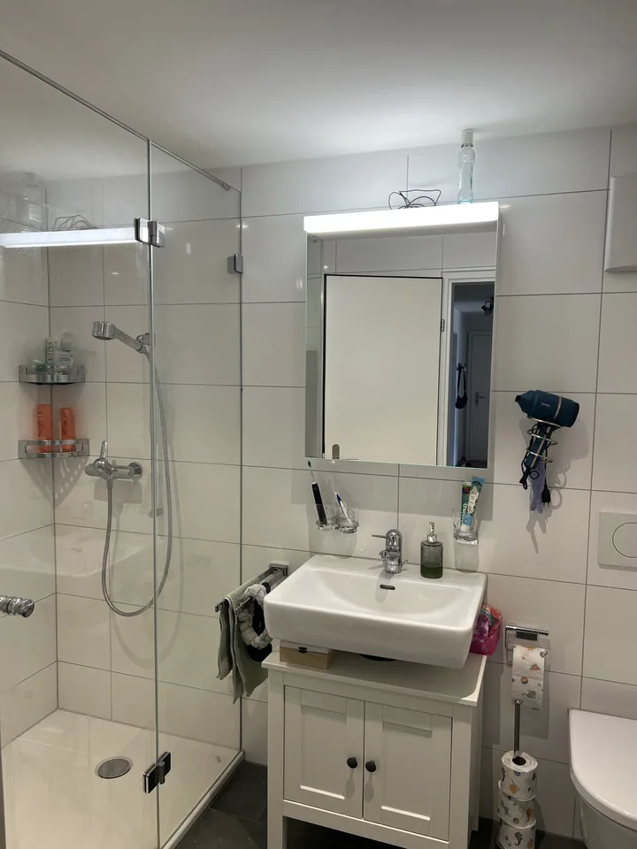 Helle und geräumige 4.5-Zimmer-Wohnung mit Balkon in Igis