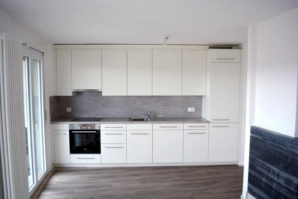 BEL APPARTEMENT, SPACIEUX ET LUMINEUX AVEC BALCON