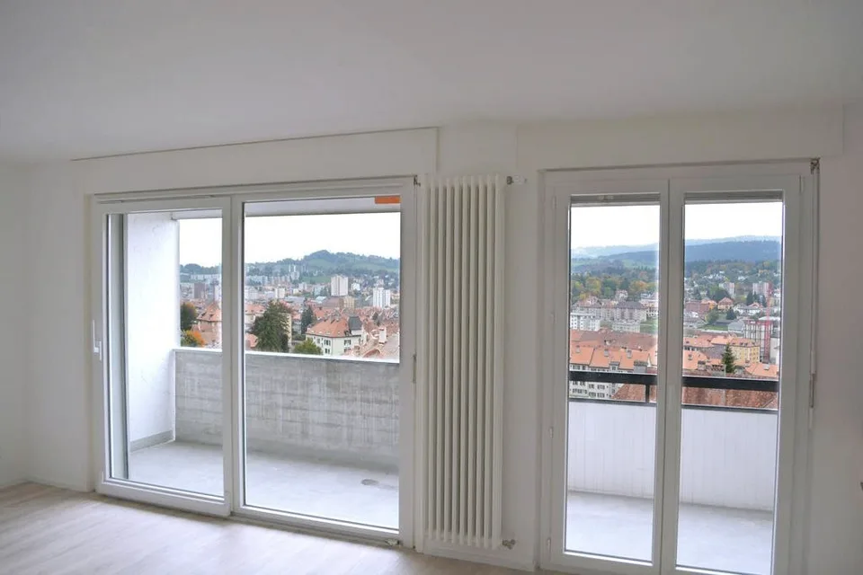 BEL APPARTEMENT, SPACIEUX ET LUMINEUX AVEC BALCON