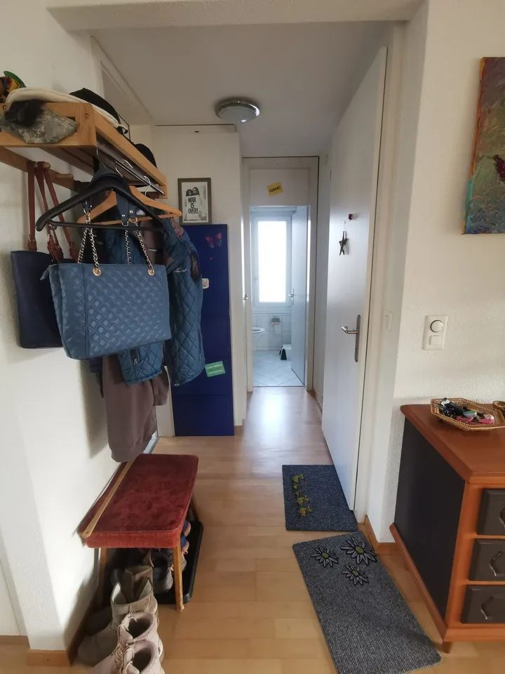 WG Zimmer 10 m² in 2-er WG in ruhiger Lage am Stadtrand von Rapperswi