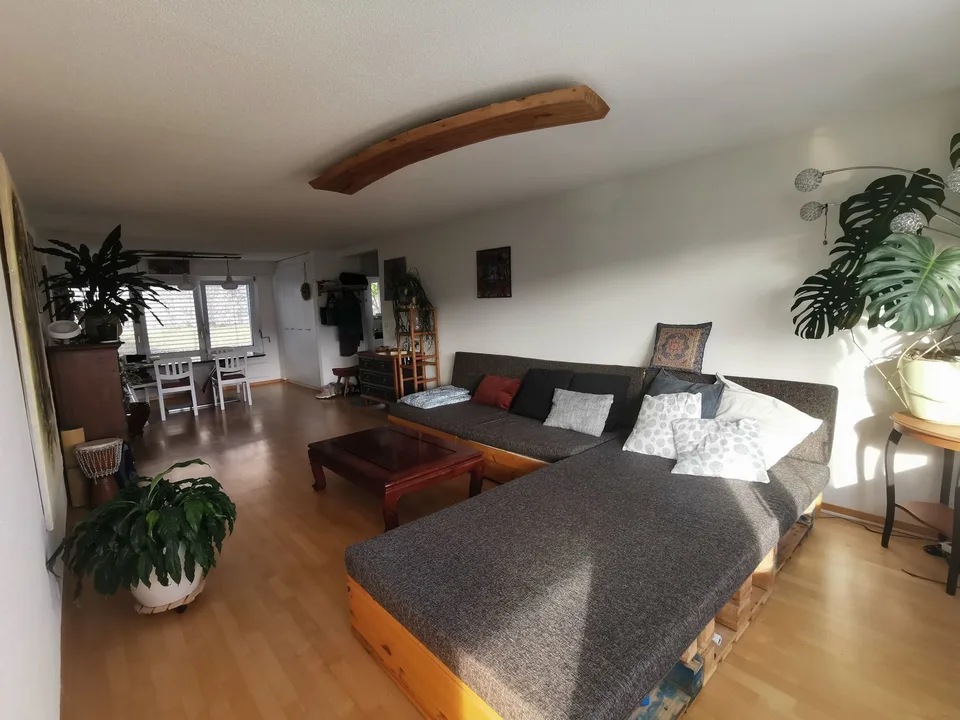 WG Zimmer 10 m² in 2-er WG in ruhiger Lage am Stadtrand von Rapperswi