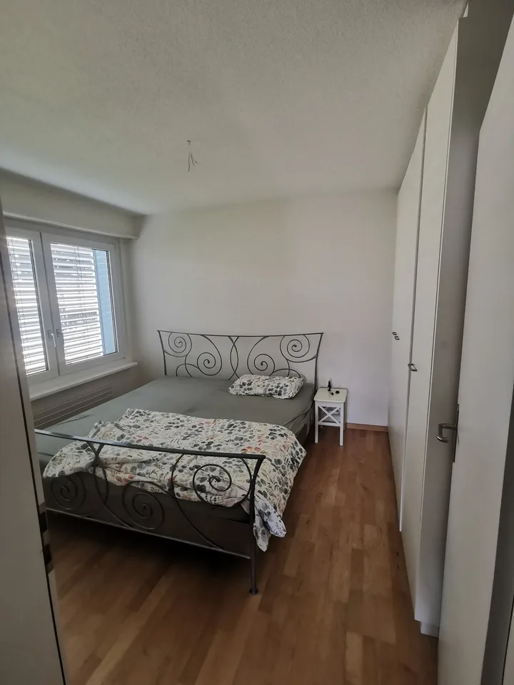 WG Zimmer 10 m² in 2-er WG in ruhiger Lage am Stadtrand von Rapperswi