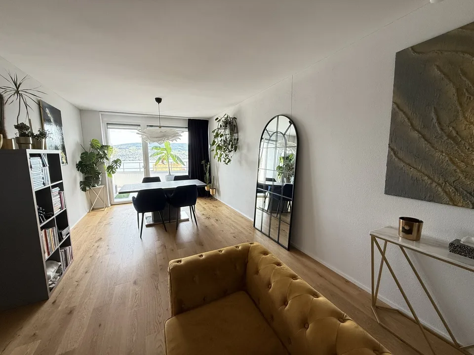 Temporary 2.5-room apartment with lake view in Horgen Oberdorf