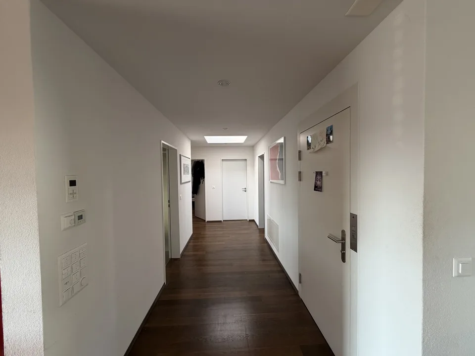 Lichtdurchflutete 4.5-Zimmer-Attikawohnung mit zwei grosszügigen Terrassen in Winterthur