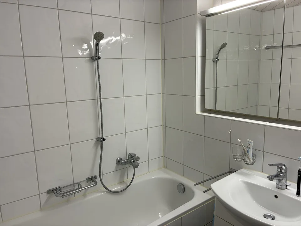2.5 Zi. Wohnung mit Eigentumsstandard in Veltheim