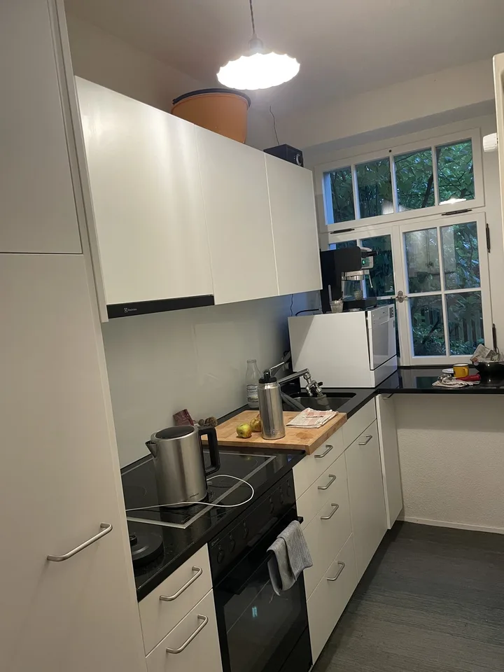 Charmante, ruhige 2-Zimmer-Wohnung am Martinsberg in Baden – 8 Min. zum Bahnhof