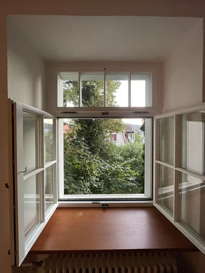 Charmante, ruhige 2-Zimmer-Wohnung am Martinsberg in Baden – 8 Min. zum Bahnhof