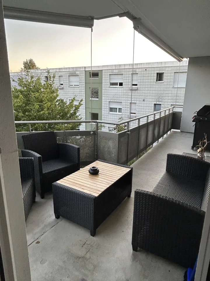 Helle 4.5 Zimmerwohnung