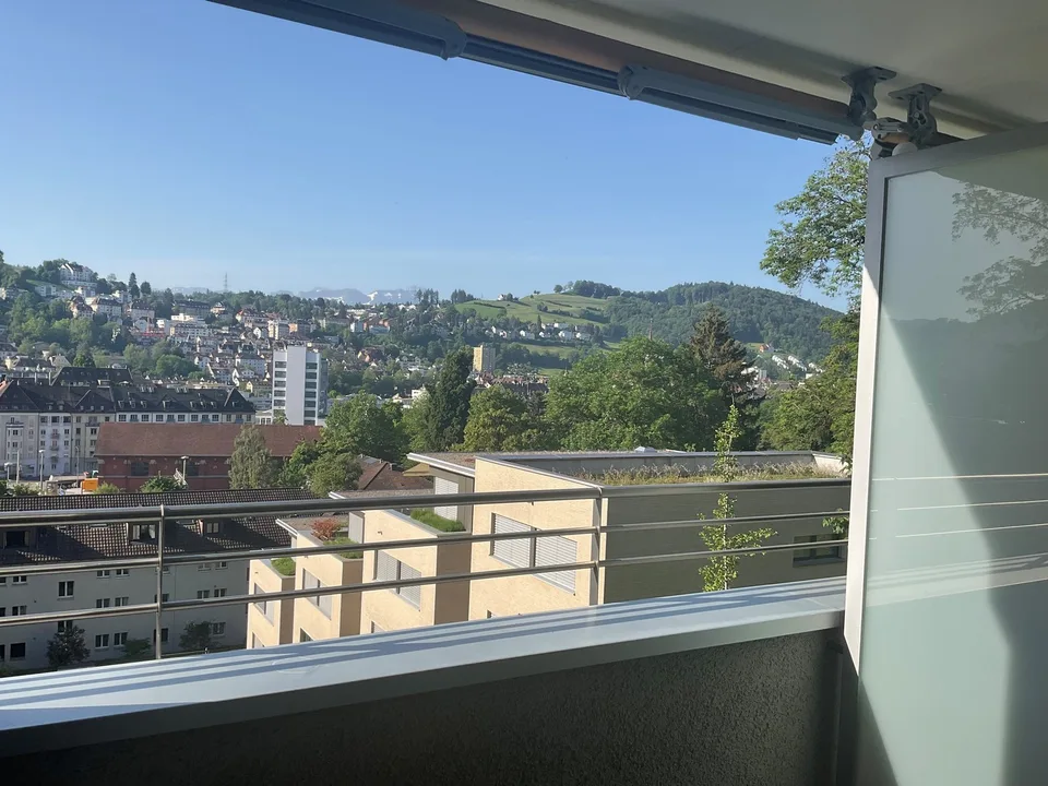 Helle 1-Zimmerwohnung mit Balkon im Stadtzentrum
