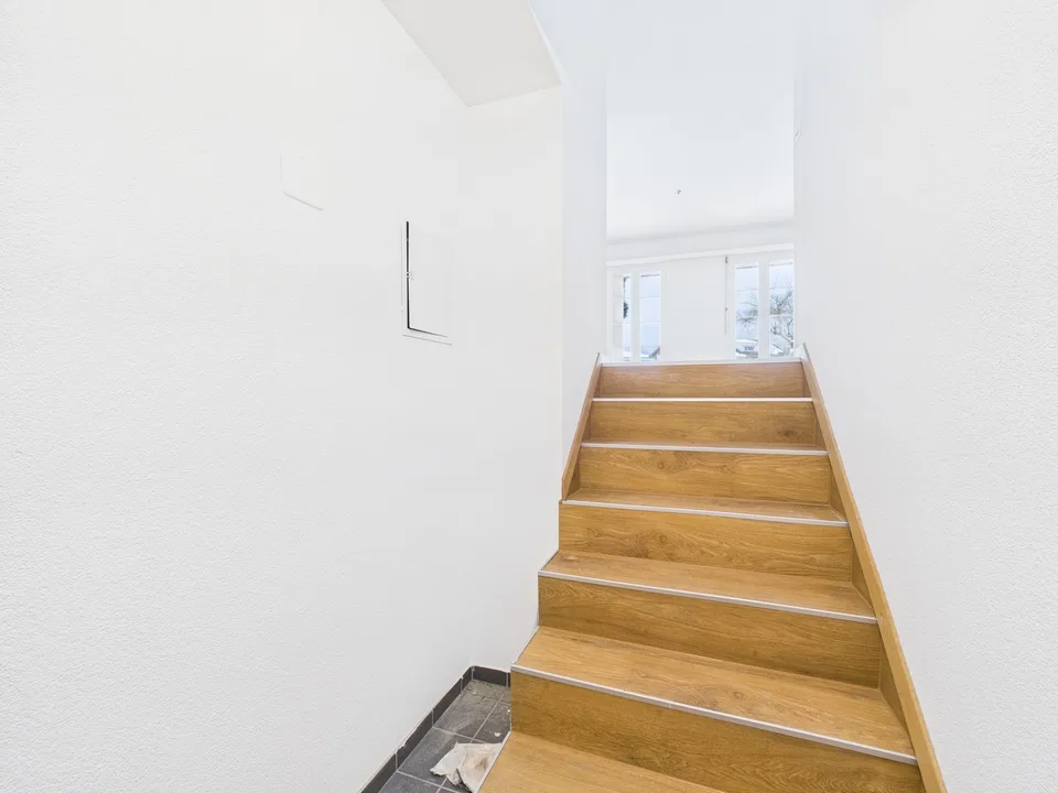 Frisch renovierte 2.5-Zimmer-Maisonettewohnung in Speicher