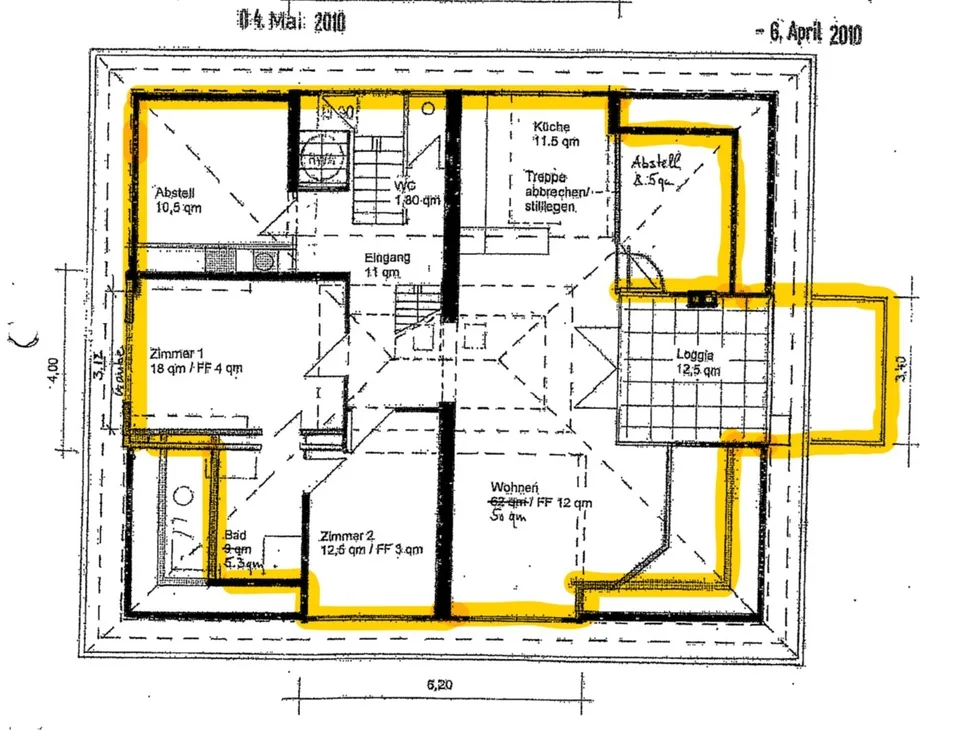 schöne Altbau-Dachwohnung mit grossem Balkon