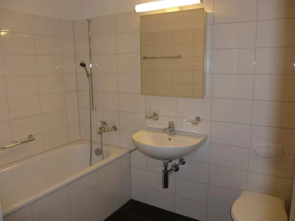 Lichtdurchflutete Wohnung in der Binzallee