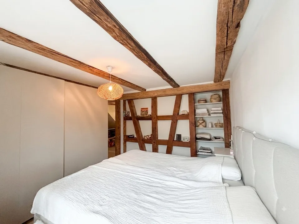 Grosszügige 2.5-Zimmer-Wohnung im Dorfkern Oberwinterthur mit viel Charme