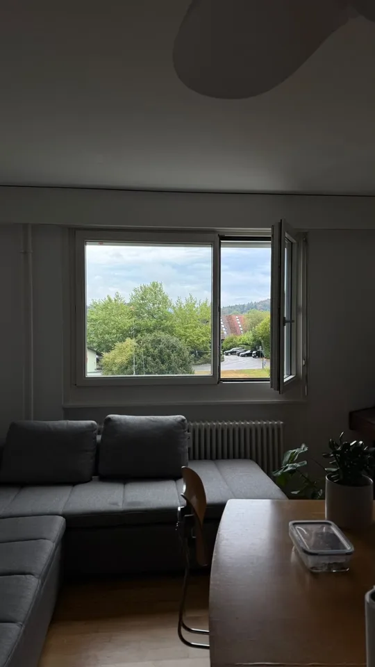3 Zimmer frei in neuer Jungs-WG ab 01.10.