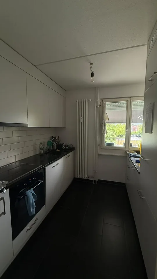 3 Zimmer frei in neuer Jungs-WG ab 01.10.